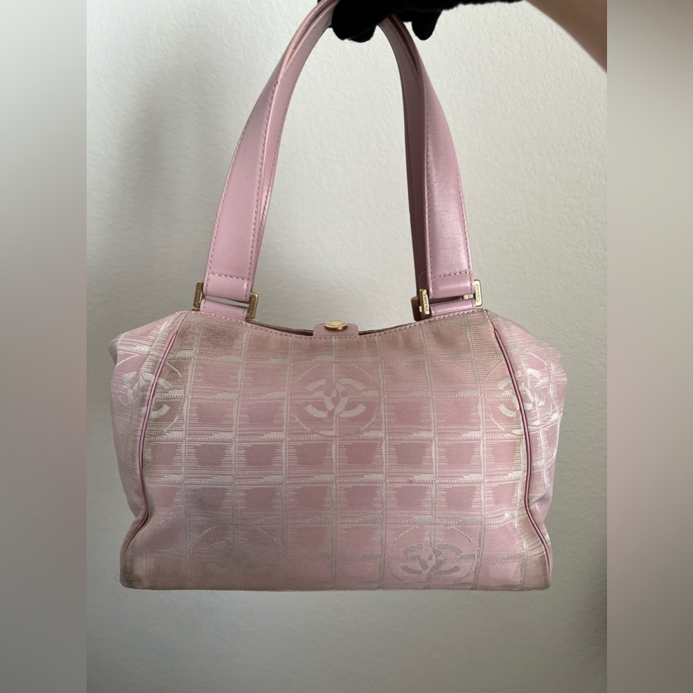 ❌❌❌Authentic Preloved Chanel Travel line mini tote bag with COA❌❌❌SOLD ❌❌❌